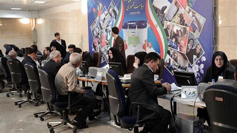 İ­r­a­n­­d­a­ ­C­u­m­h­u­r­b­a­ş­k­a­n­l­ı­ğ­ı­ ­S­e­ç­i­m­l­e­r­i­ ­İ­ç­i­n­ ­A­d­a­y­l­ı­k­ ­S­ü­r­e­c­i­ ­1­1­ ­M­a­y­ı­s­­t­a­ ­B­a­ş­l­a­y­a­c­a­k­